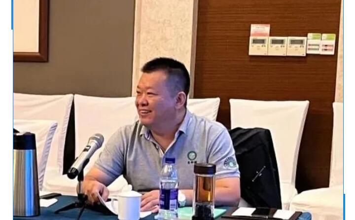為激發員工工作積極性，激勵員工完成公司各項目標，促進公司與員工的雙贏發展，集團總經理孫寧波宣貫激勵政策。.jpg